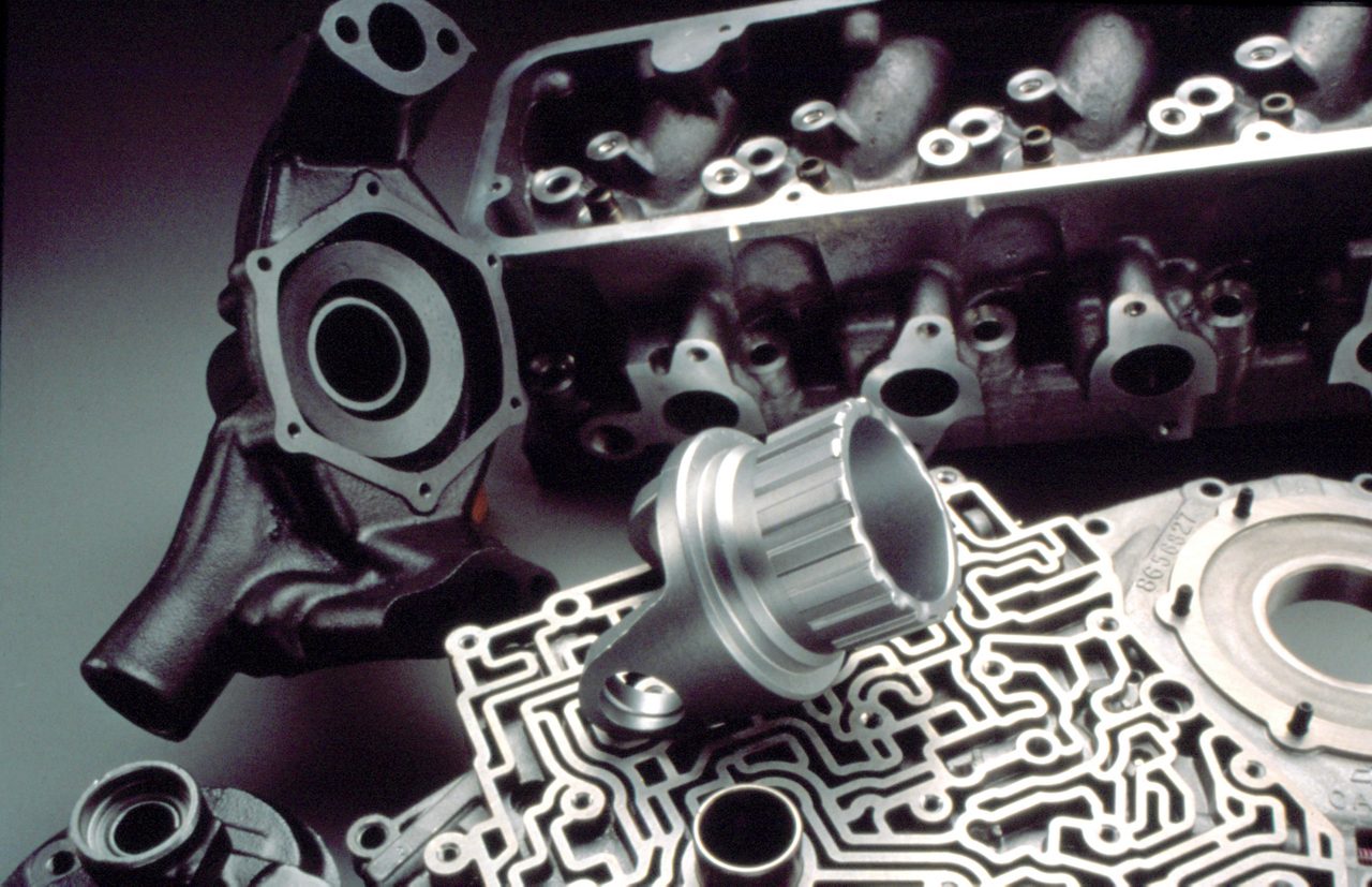 Varios componentes automotrices de metal fundido 