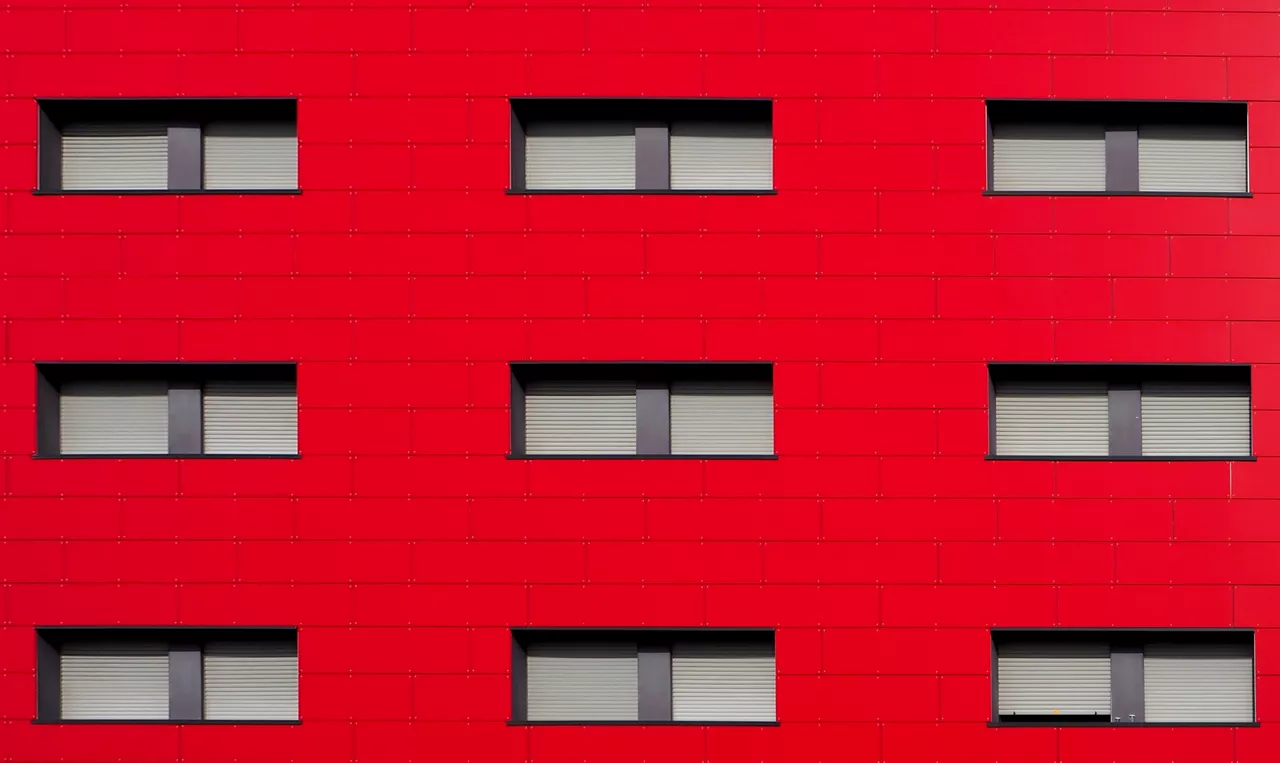 Red Tiles surrounding windows