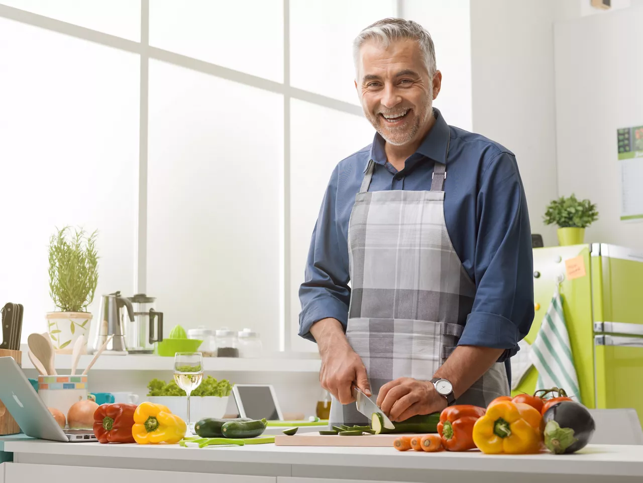 Man chopping food 