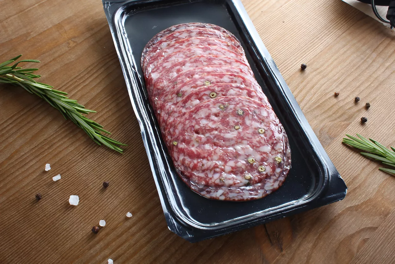 Salami slices in meat packaging