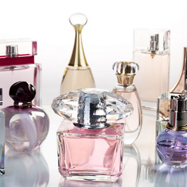Coleta de vários frascos de fragrância