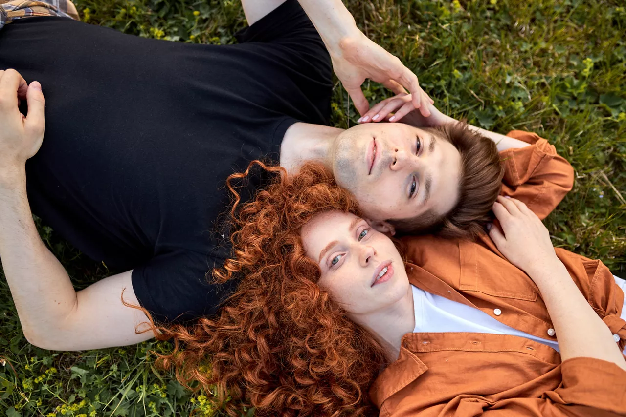 People with nice hair who used sustainable hair care solutions.