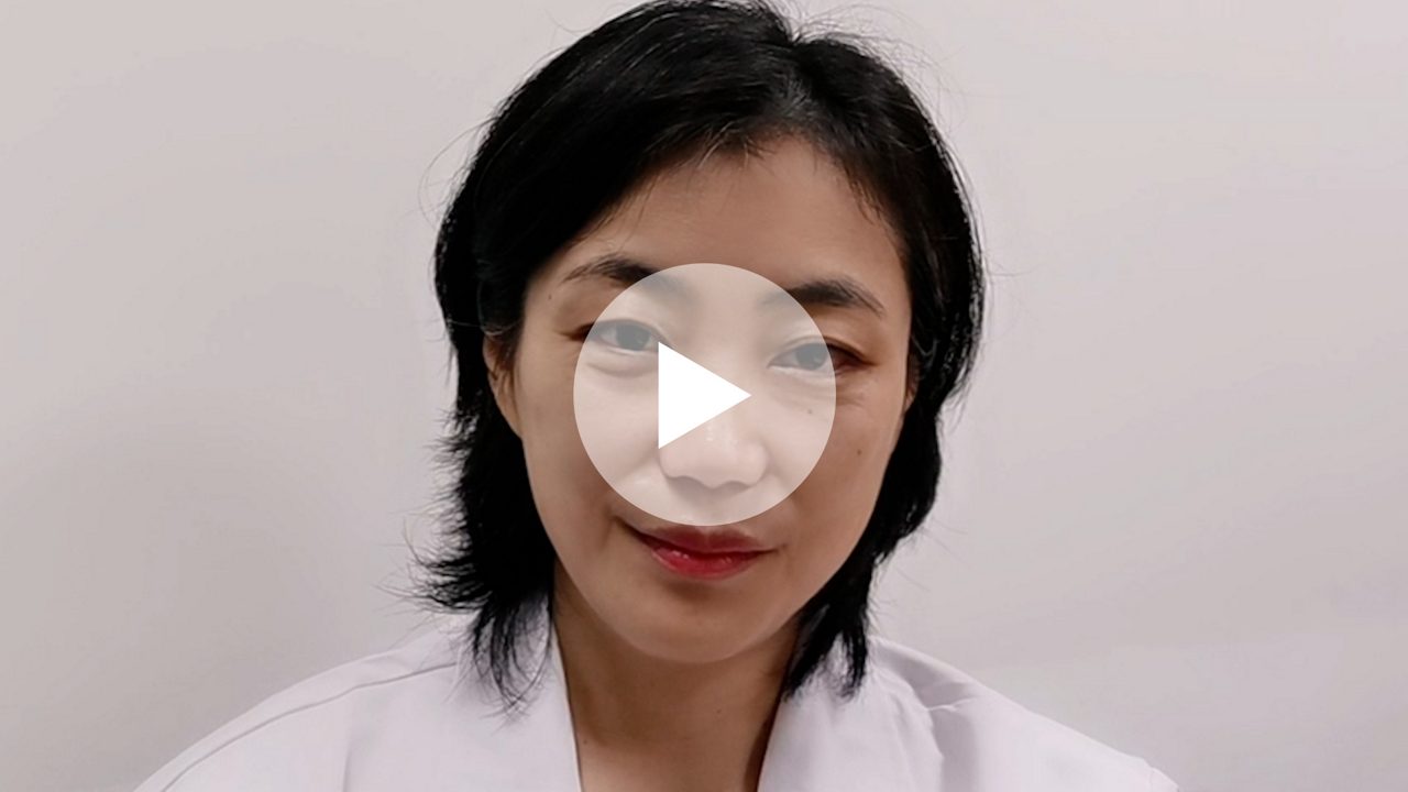 Scienist in video