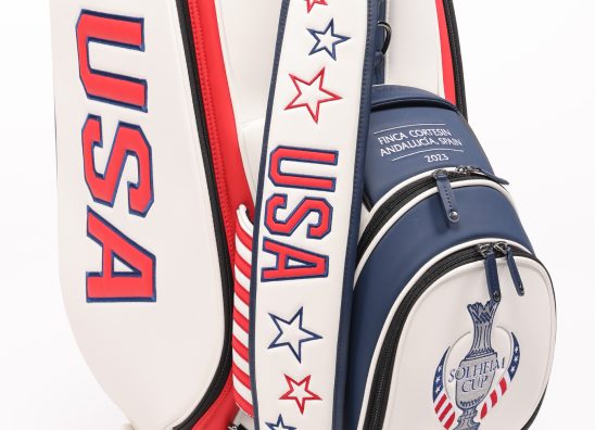 Primer plano de una bolsa de golf con el logotipo de Solheim Cup