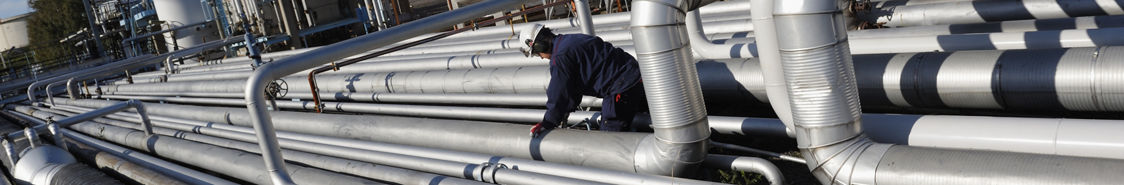 engineer working with main-pipes